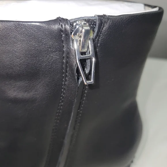 DOLCE VITA Bel Black Leather Pointed Ankle Boots Size 8 New in box - Picture 9 of 10